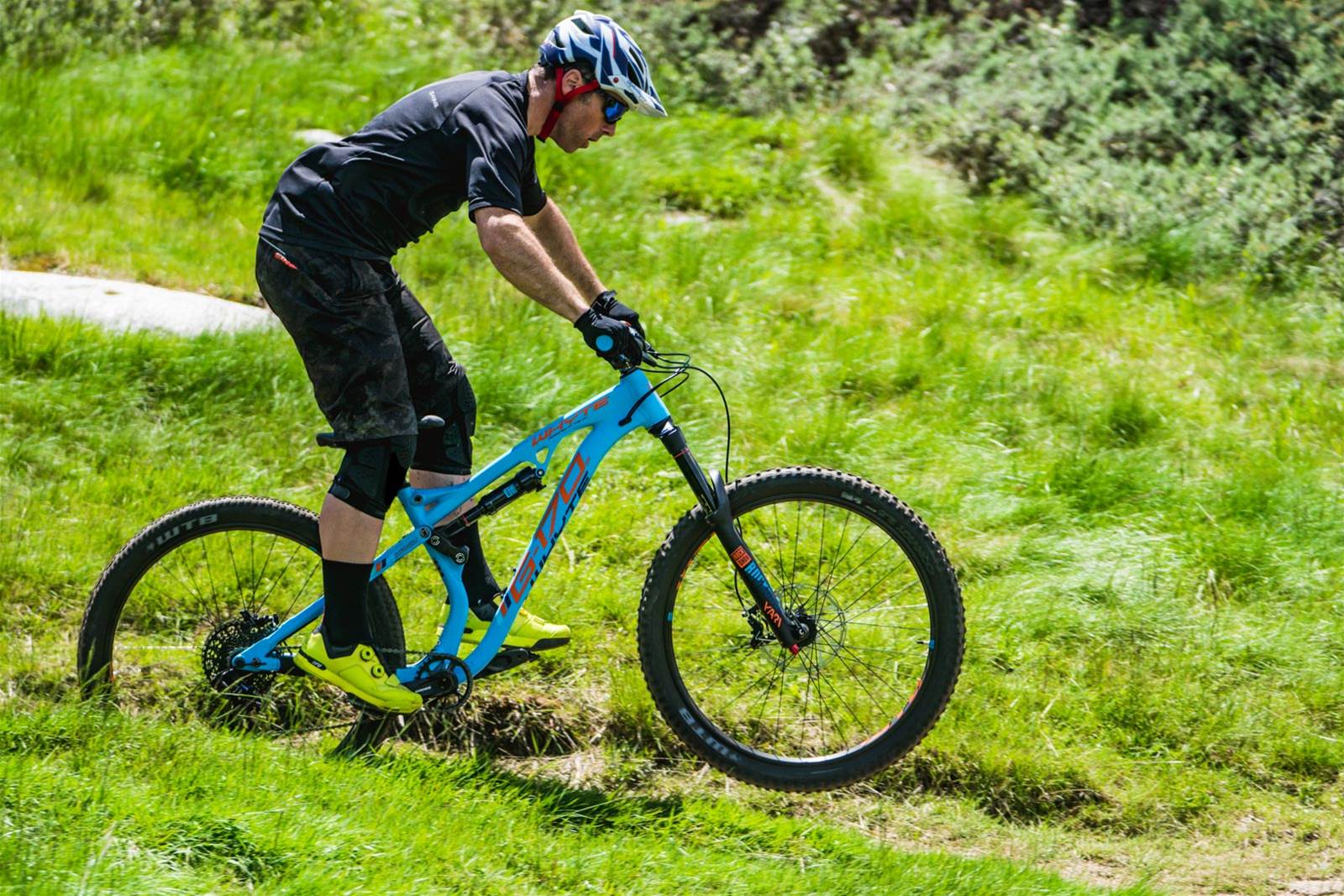 WHY ISN'T MY LONG TRAVEL FORK PLUSH?