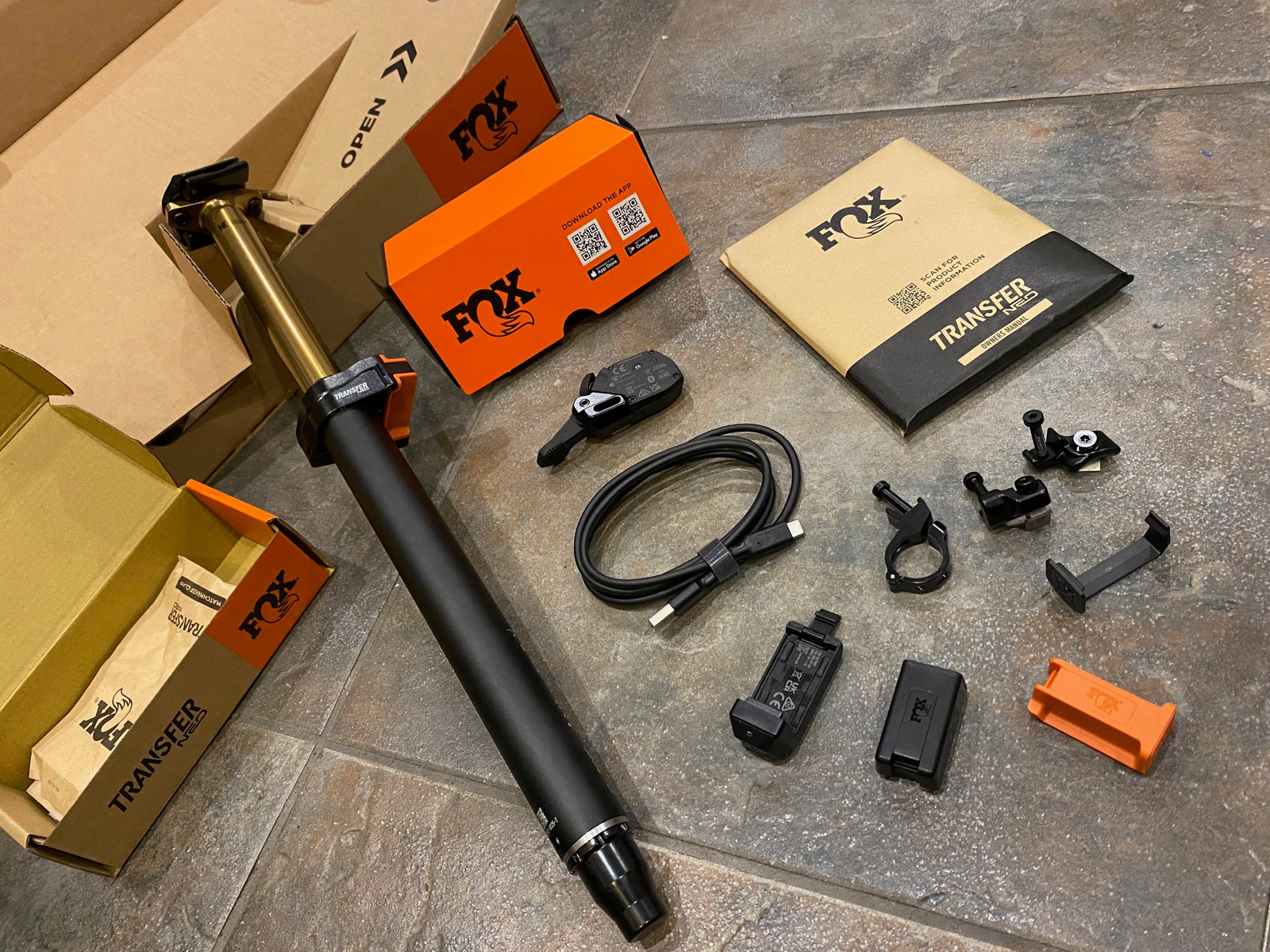 Fox Transfer NEO - Unboxing and first impressions